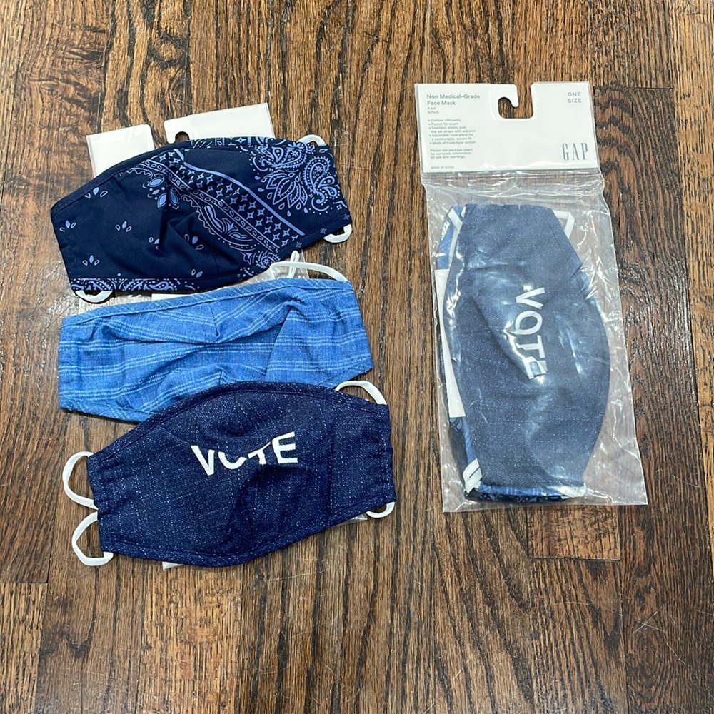 Gap 2 packs of Vote masks